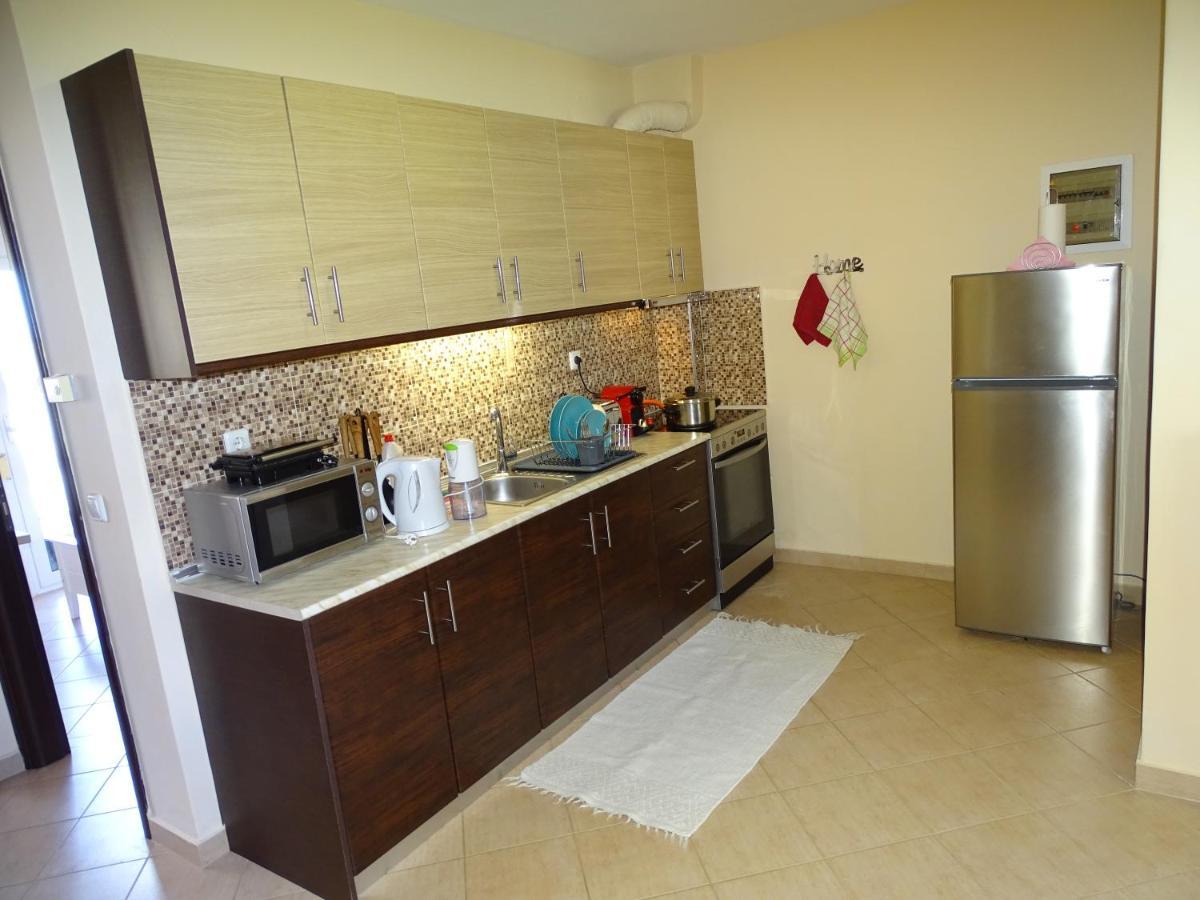 Bella Casa Apartment Néa Péramos Exterior foto